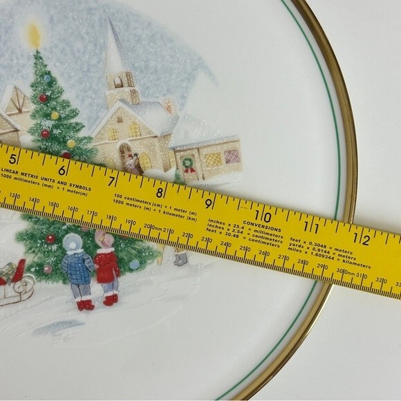 Mikasa Merry Christmas CAF02 11.75" Gold Rimmed China Chop Cake Plate Platter - Picture 5 of 6